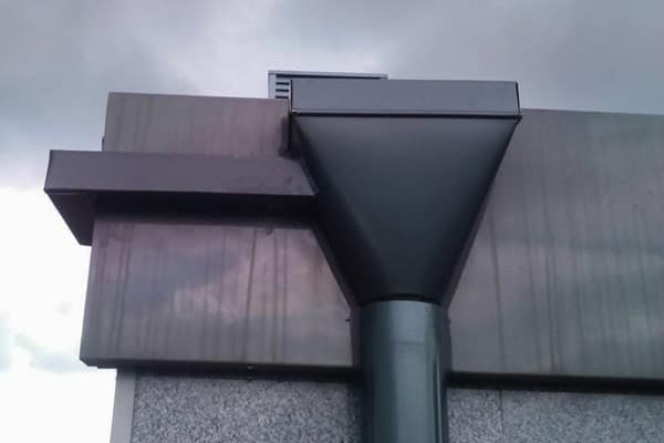 Canalones de zinc en Santiago