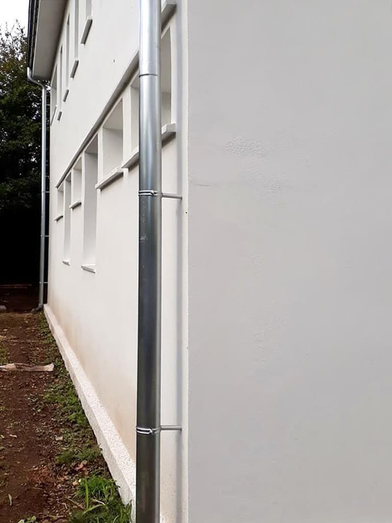 Fabricación de canalones sin soldadura en Santiago